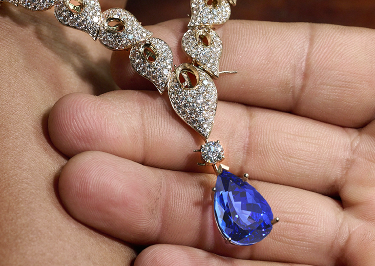 Mouawad qatar happening